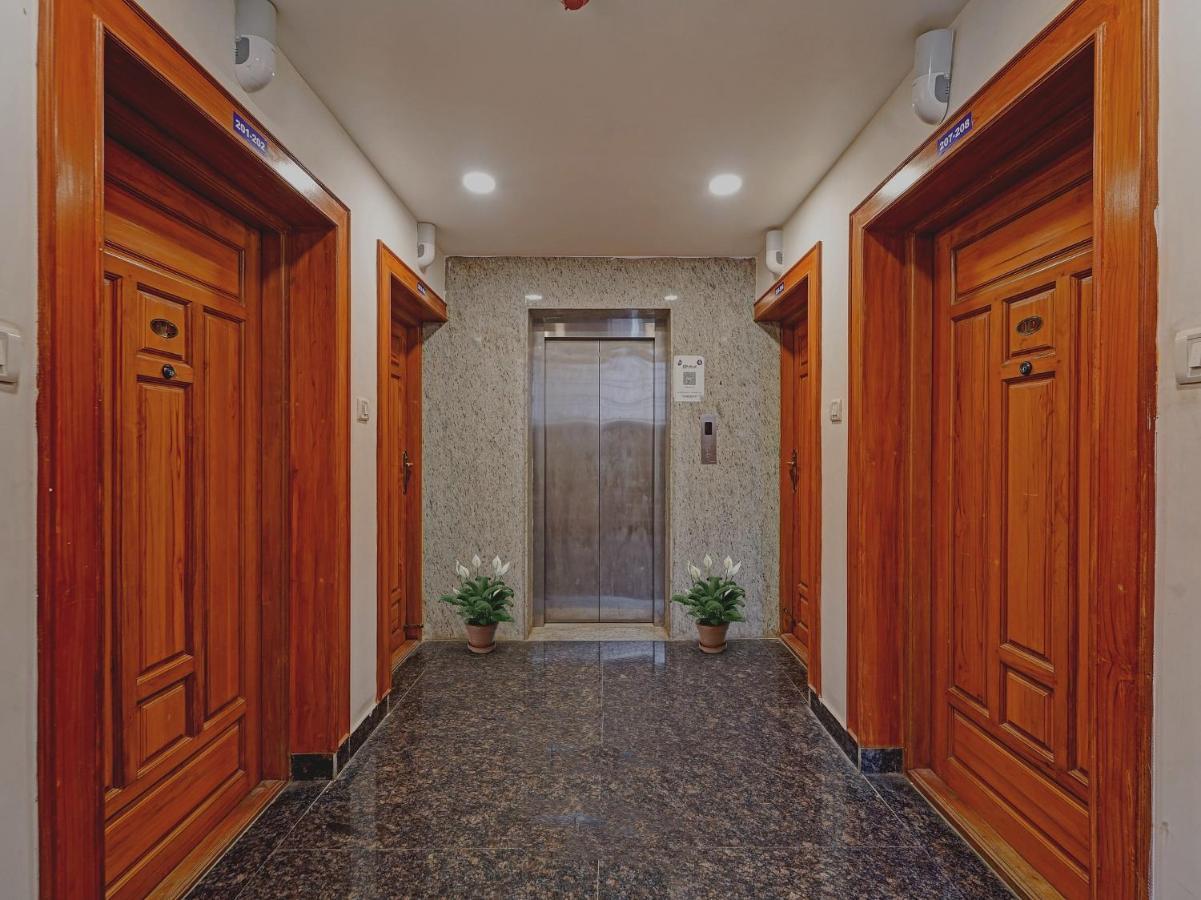 Hotel O J2 Service Apartment Madras Buitenkant foto